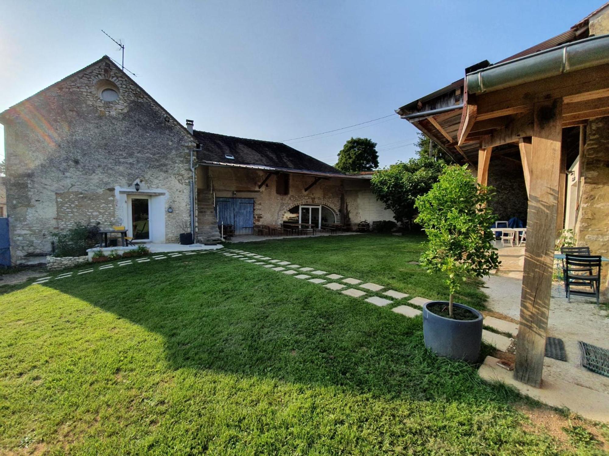 Bed and Breakfast La Source De Kali Bescherelles Экстерьер фото